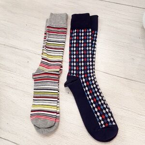 NICK GRAHAM 2 Pair Mid Calf Socks Argyle Stripes Contrast One Size Fun Quirky